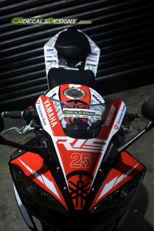 Yamaha r15 Race kit red1